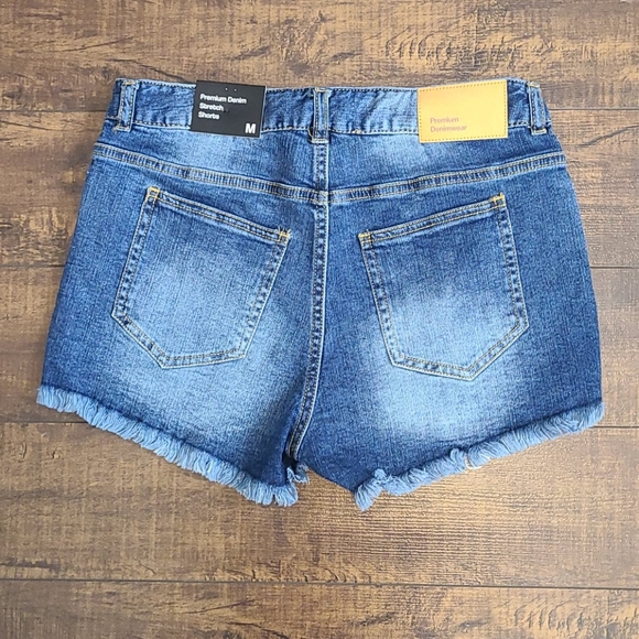 Medium Denim Shorts - Picture 2 of 6